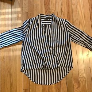 Blouse with white and black stripes